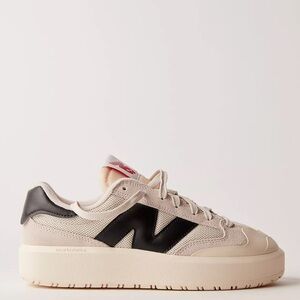 Barely worn! New Balance CT302 Size Women’s 8 (Men’s 6.5)